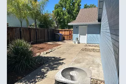 145 Chesterfield Way, Folsom, CA 95630 - Photo 32