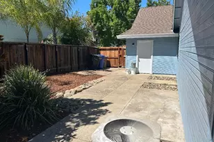 145 Chesterfield Way, Folsom, CA 95630 - Photo 32