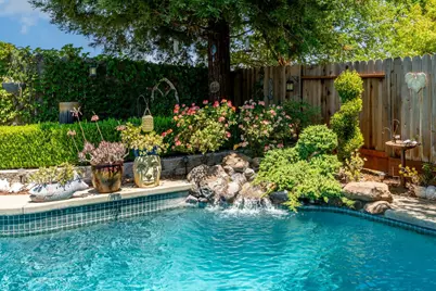 9248 Heathfield Way, Sacramento, CA 95829 - Photo 2