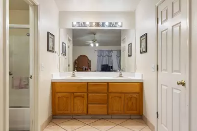 237 Yosemite Meadows Drive, Modesto, CA 95357 - Photo 16