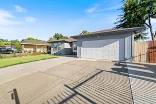 3970 Shining Star Dr, Sacramento, CA 95823 - Photo 2