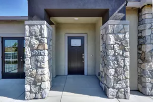 936 Norman Rd, Galt, CA 95632 - Photo 2