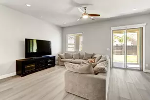 7049 Lakehaven Dr, Roseville, CA 95747 - Photo 12