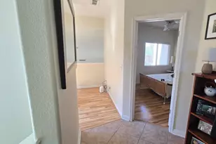 672 Shasta Oaks Cir, Roseville, CA 95678 - Photo 18