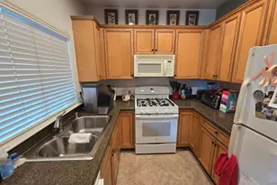 672 Shasta Oaks Cir, Roseville, CA 95678 - Photo 12