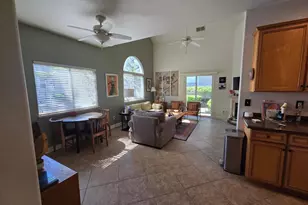 672 Shasta Oaks Cir, Roseville, CA 95678 - Photo 8