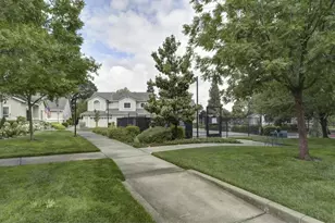 672 Shasta Oaks Cir, Roseville, CA 95678 - Photo 40