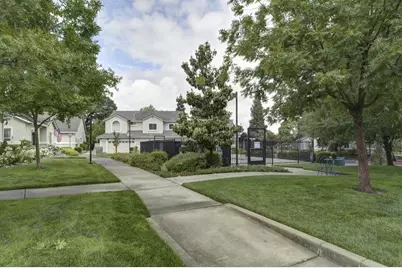 672 Shasta Oaks Circle, Roseville, CA 95678 - Photo 46
