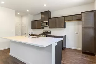 3150 Vermillion Dr, Stockton, CA 95206 - Photo 4