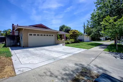 1146 Gregory Court, Merced, CA 95340 - Photo 2