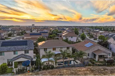 1607 Redmond Drive, Rocklin, CA 95765 - Photo 4