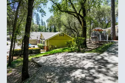 19135 Lake Forest Drive, Penn Valley, CA 95946 - Photo 18