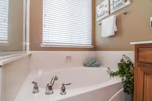 4812 Coppola Cir, Elk Grove, CA 95757 - Photo 42