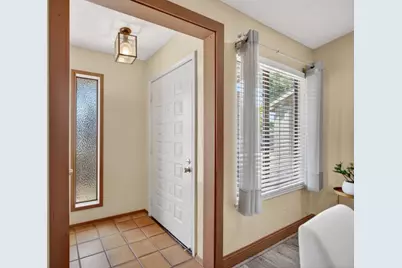 7677 Harvest Woods Drive, Sacramento, CA 95828 - Photo 6