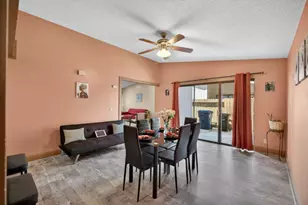 7677 Harvest Woods Dr, Sacramento, CA 95828 - Photo 10