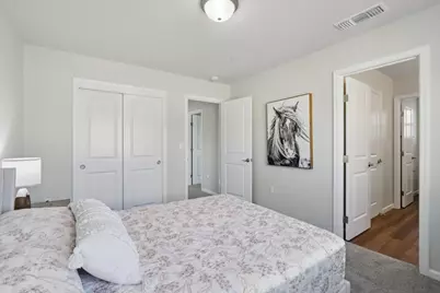 9136 Hensley Way, Elk Grove, CA 95758 - Photo 14
