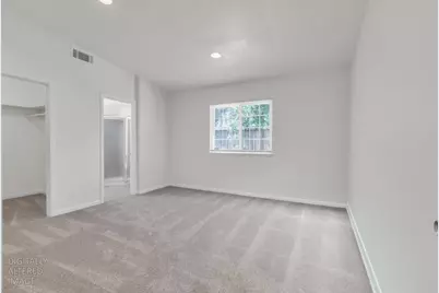 7988 Valley Green Drive, Sacramento, CA 95823 - Photo 10