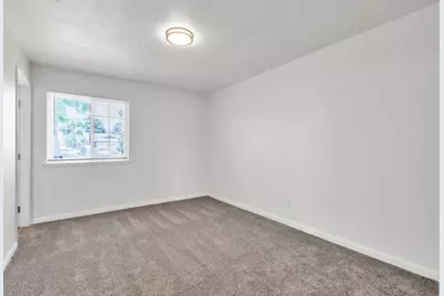 7988 Valley Green Drive, Sacramento, CA 95823 - Photo 18
