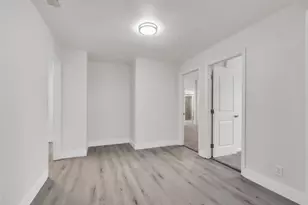 7988 Valley Green Dr, Sacramento, CA 95823 - Photo 6