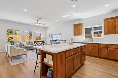 5125 St. Edwards Way, Elk Grove, CA 95758 - Photo 10