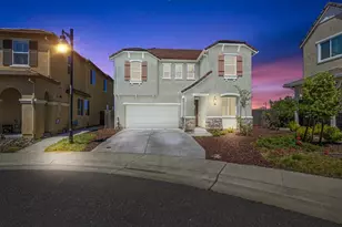 1054 Sagittaria Cir, Rocklin, CA 95765 - Photo 2