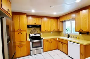 7722 Woodside Dr, Stockton, CA 95207 - Photo 12
