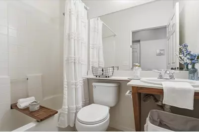 6820 Ranch House Way, Citrus Heights, CA 95621 - Photo 18