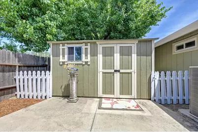 2218 McLaren Drive, Roseville, CA 95661 - Photo 52