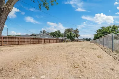 3460 Roselle Avenue, Modesto, CA 95355 - Photo 38