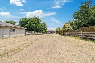 3460 Roselle Ave, Modesto, CA 95355 - Photo 48