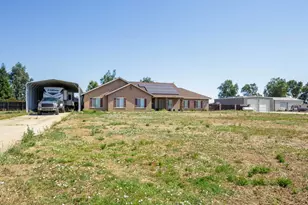 21187 E Rose Clover Ln, Linden, CA 95236 - Photo 4