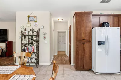 9401 Canmoor Circle, Elk Grove, CA 95758 - Photo 16