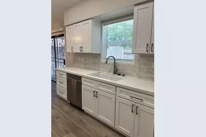 8347 Cherbourg Court, Stockton, CA 95210 - Photo 2