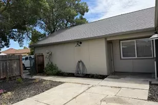 8347 Cherbourg Ct, Stockton, CA 95210 - Photo 36