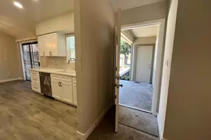 8347 Cherbourg Ct, Stockton, CA 95210 - Photo 12