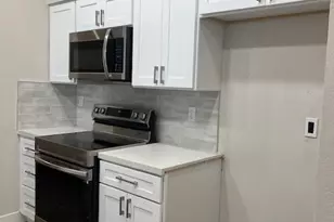 8347 Cherbourg Ct, Stockton, CA 95210 - Photo 10