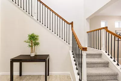180 W Erics Way, Mountain House, CA 95391 - Photo 8