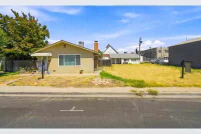 221 W 1st Street, Ripon, CA 95366 - Photo 4