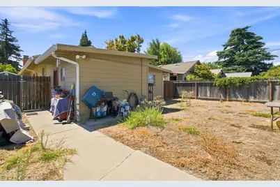 221 W 1st Street, Ripon, CA 95366 - Photo 28