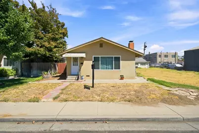 221 W 1st Street, Ripon, CA 95366 - Photo 2