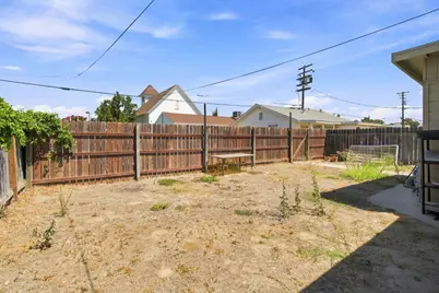 221 W 1st Street, Ripon, CA 95366 - Photo 28