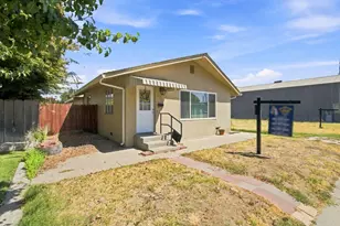 221 W 1st St, Ripon, CA 95366 - Photo 1