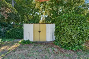 1028 B St, Yuba City, CA 95991 - Photo 18