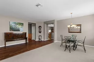 639 Mt Rushmore Dr, Newman, CA 95360 - Photo 4