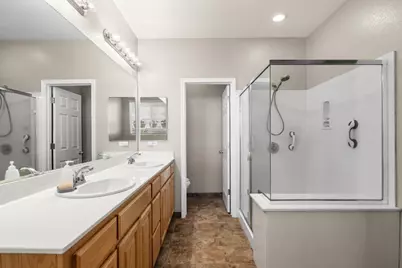 639 Mt Rushmore Drive, Newman, CA 95360 - Photo 34