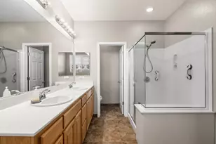 639 Mt Rushmore Dr, Newman, CA 95360 - Photo 34