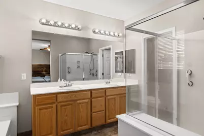 639 Mt Rushmore Drive, Newman, CA 95360 - Photo 32