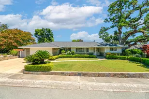 1241 Norfolk Way, Sacramento, CA 95831 - Photo 1