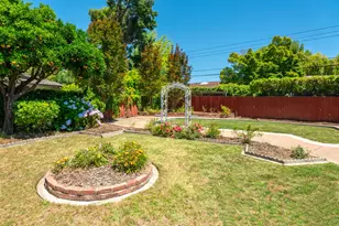 1241 Norfolk Way, Sacramento, CA 95831 - Photo 38