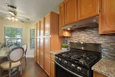 625 Vineyards Court, Galt, CA 95632 - Photo 8
